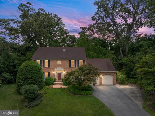 8391 Vineland Ct, MILLERSVILLE, MD, 21108-1481 | Card Image