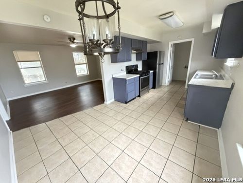 c-313 Calgary Ave, San Antonio, TX, 78226-1703 | Card Image