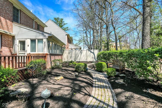 13587 Kensington Pl, Townhouse with 2 bedrooms, 3 bathrooms and null parking in Carmel IN | Image 58