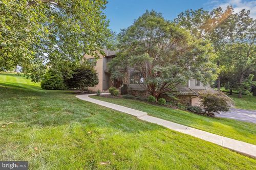 203 Barn Hill Rd, WEST CHESTER, PA, 19382-2334 | Card Image