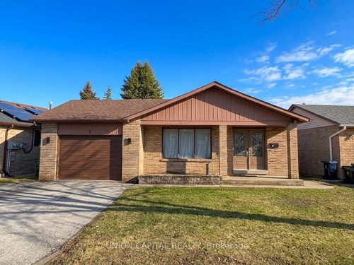 lower-5 Whistling Hills Drive, Scarborough, ON, M1V2B6 | Card Image