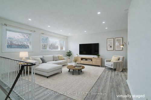 1389 Palmetto Dr, Oshawa, ON, L1K1N1 | Card Image