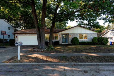 8924 41st Avenue, House other with 3 bedrooms, 2 bathrooms and null parking in KENOSHA WI | Image 1