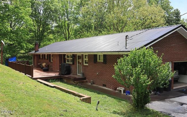 3219 Dungannon Rd, House other with 3 bedrooms, 3 bathrooms and null parking in Coeburn VA | Image 6