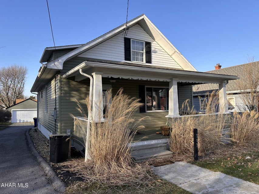 Highland Ave, Ebensburg, PA 15931