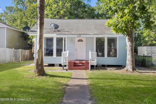 2229 30th St, Gulfport, MS, 39501-6032 | Card Image