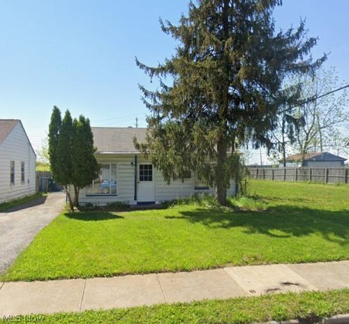 4364 E 154th St, Cleveland, OH, 44128-2907 | Card Image