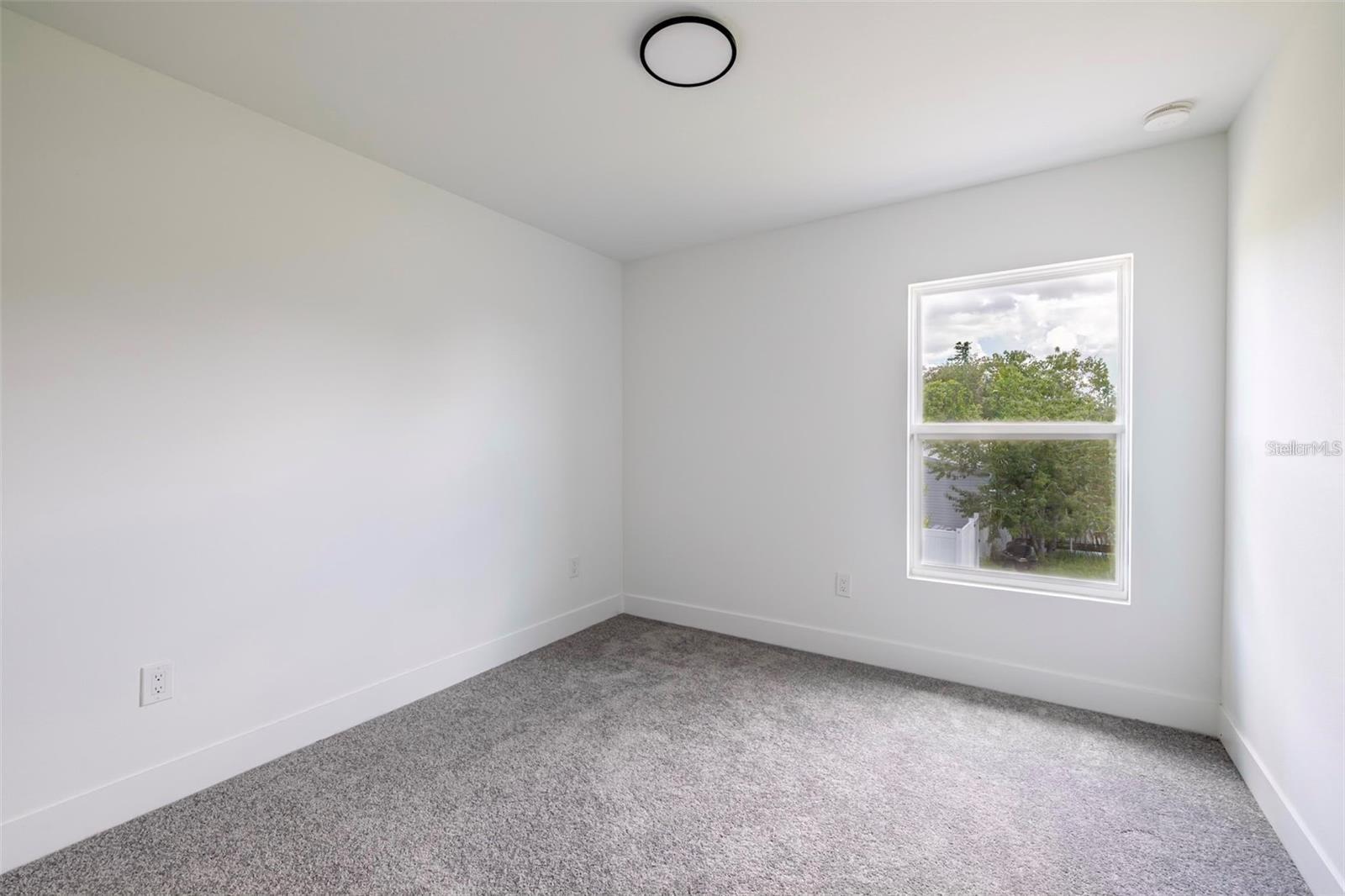 Residential Lease in DAVENPORT 4