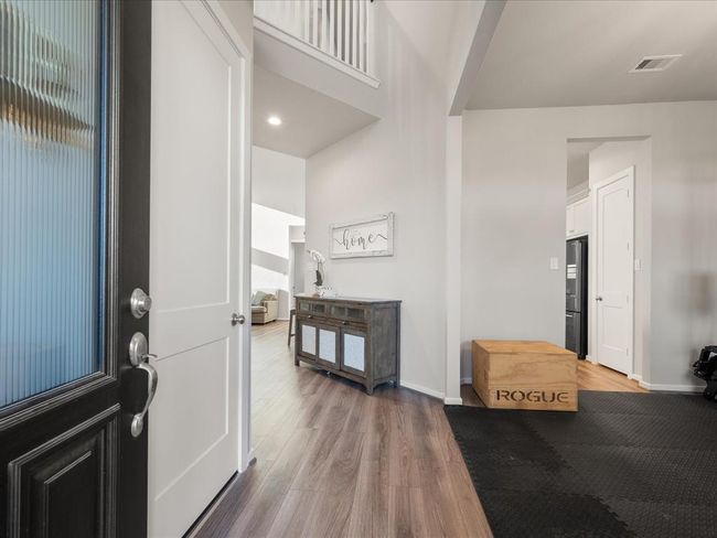 9715 Migrant Hawker Ct, House other with 4 bedrooms, 3 bathrooms and 2 parking in Conroe TX | Image 5