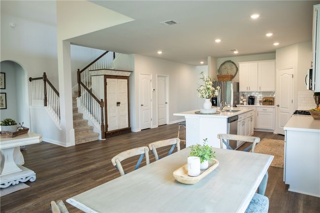 770 Leadtree Loop, House other with 4 bedrooms, 3 bathrooms and 3 parking in Buda TX | Image 8