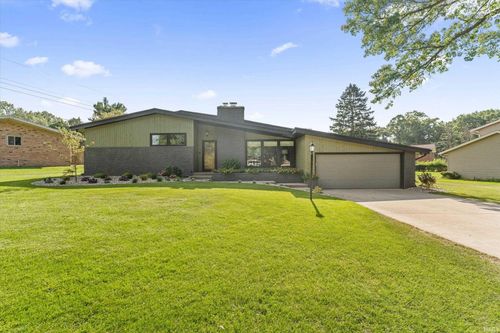 53105 Osage Drive, South Bend, IN, 46637 | Card Image