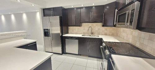 apt-603-18051 Biscayne Blvd, Aventura, FL, 33160-5261 | Card Image