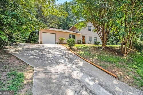 3808 Shane Ct, Ellenwood, GA, 30294-1429 | Card Image