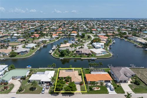 2208 Cassino Ct, PUNTA GORDA, FL, 33950-6383 | Card Image