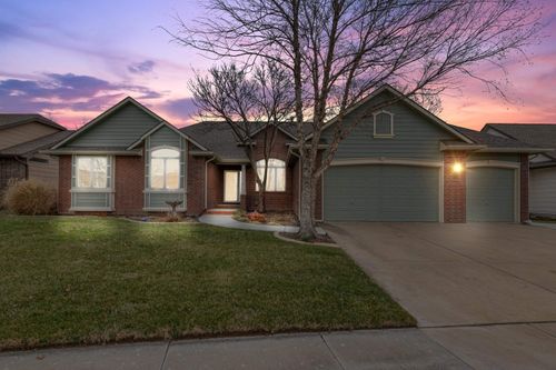 1226 S Auburn Hills St, Wichita, KS, 67235-3421 | Card Image