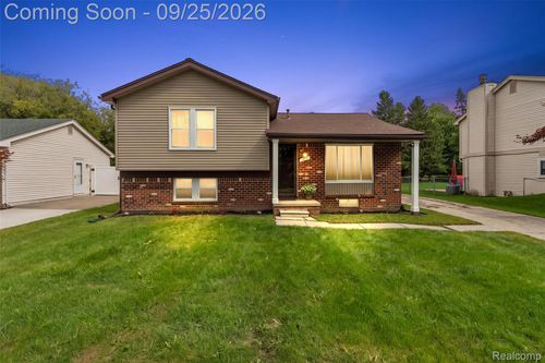 1205 Hampshire Dr, Canton, MI, 48188-1279 | Card Image