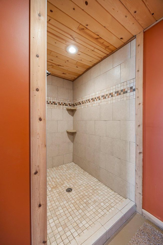 Walk-In Shower | Image 54