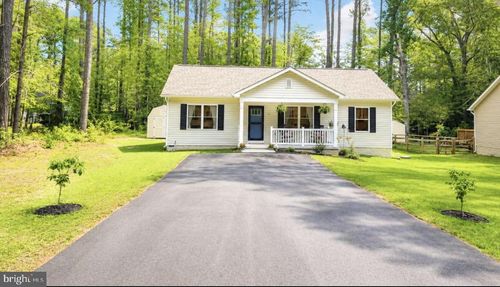 328 Weatherall Dr, Montross, VA, 22520-4153 | Card Image