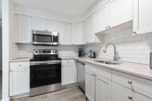 apt-a1-187 Great Rd, Acton, MA, 01720-5715 | Card Image