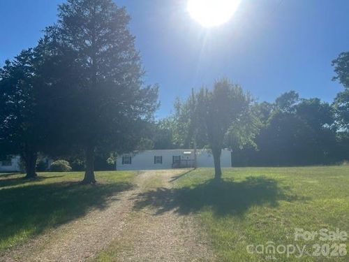 547 Indian Hill Rd, Olin, NC, 28660-8910 | Card Image