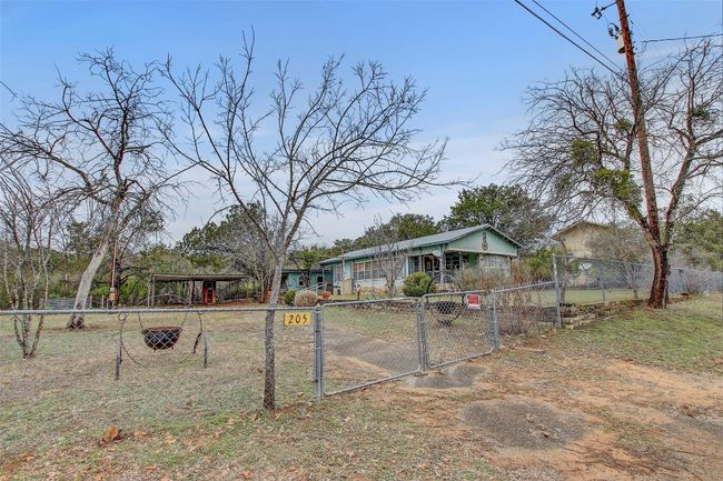 205 Singleton Dr, House other with 1 bedrooms, 1 bathrooms and 4 parking in Spicewood TX | Image 19