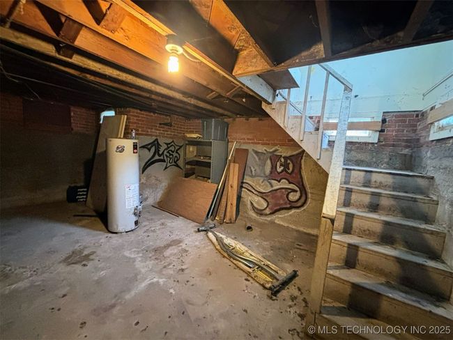 1924 W Owen K Garriott Rd, House other with 3 bedrooms, 1 bathrooms and null parking in Enid OK | Image 45