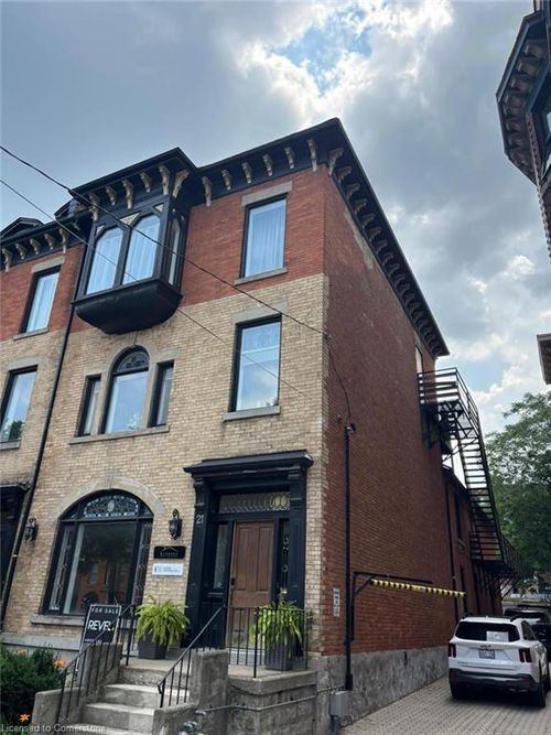 3-21 Bold St, Hamilton, ON, L8P1T3 | Card Image