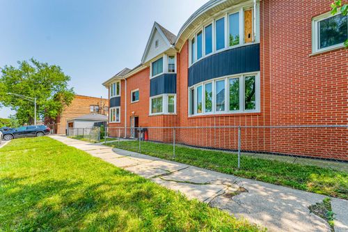 6401 S Albany Ave, Chicago, IL, 60629-2802 | Card Image