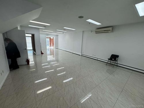 1844 College Point Blvd, College Point, NY, 11356-2293 | Card Image