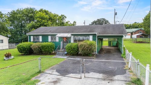 1108 Crutchfield St, Chattanooga, TN, 37406-2325 | Card Image