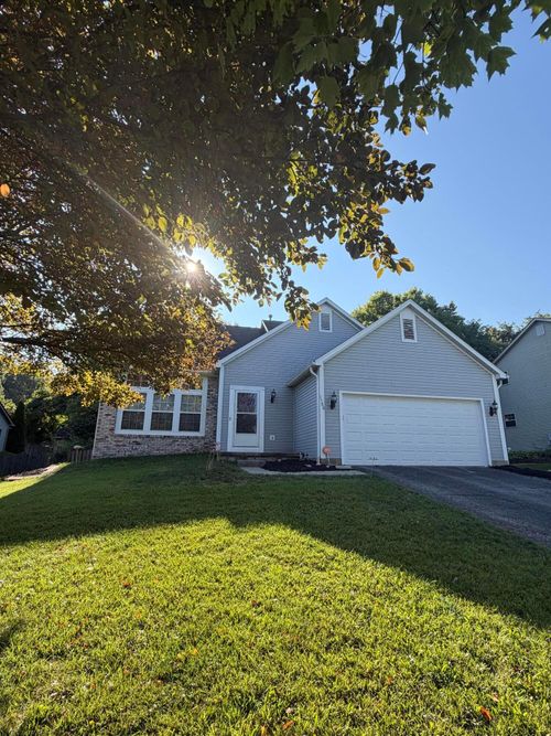 1580 Bush Hill Dr, Lancaster, OH, 43130-8464 | Card Image