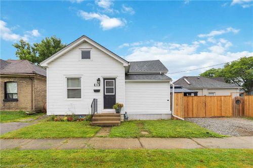 55 Gordon St, Brantford, ON, N3S2N3 | Card Image