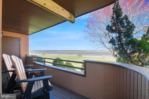 100 Reef Dr, Ocean City, NJ, 08226-2151 | Card Image