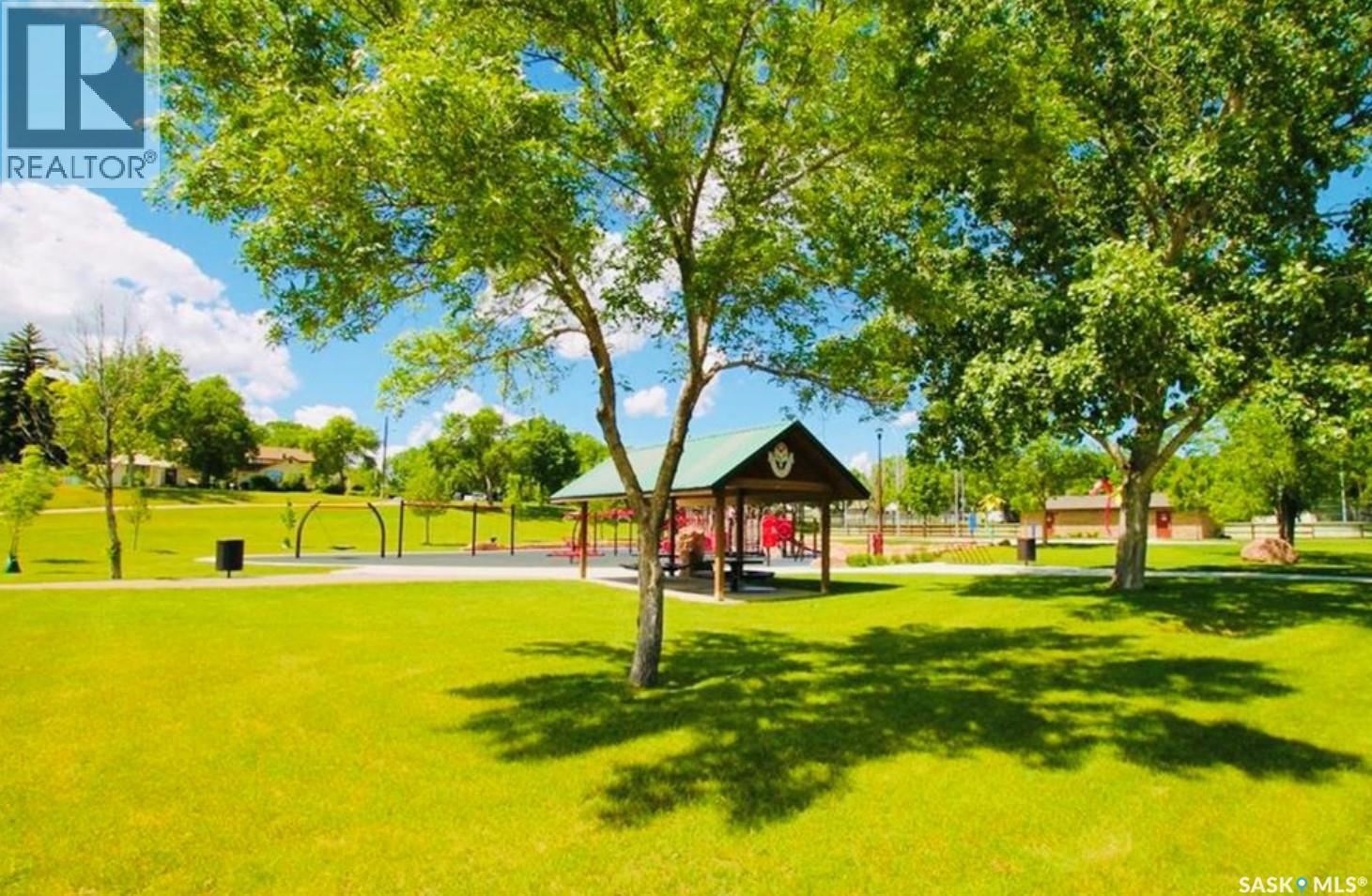 Land in Swift Current 4