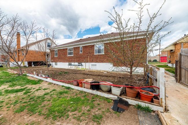 3369 W Galbraith Rd, House other with 3 bedrooms, 1 bathrooms and null parking in Colerain Twp OH | Image 58