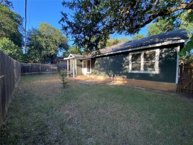 B - 9618 Sugar Hill Dr, Home with 2 bedrooms, 1 bathrooms and 1 parking in Austin TX | Image 22