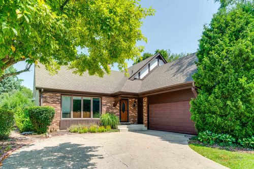 221 Alexandria Dr, Vernon Hills, IL, 60061-2000 | Card Image