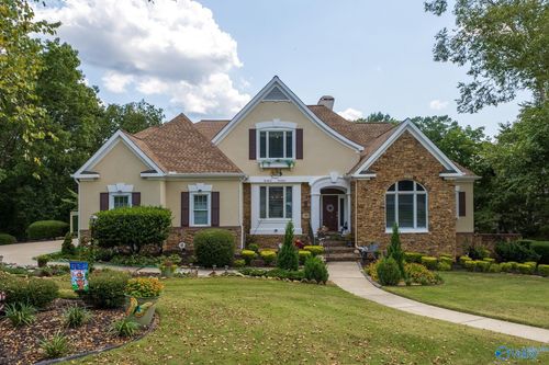 709 Tannahill Dr Se, Huntsville, AL, 35802-1955 | Card Image