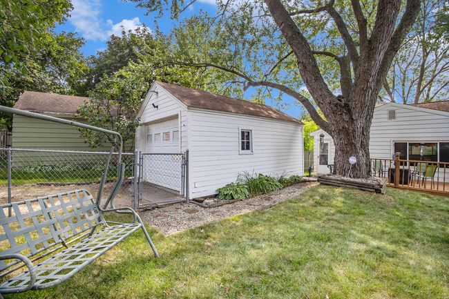 016_file_324 | Image 10