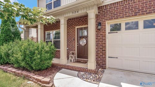 324 Acorn Grove Ln Sw, Huntsville, AL, 35824-3501 | Card Image