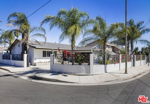 7932 Allott Ave, Panorama City, CA, 91402-6411 | Card Image