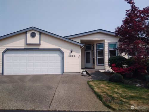 82-1822 Cranberry Lane Se, Lacey, WA, 98503 | Card Image