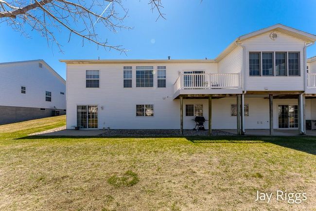 2520TurningLeafWay-11LoRes | Image 11