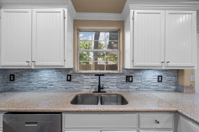 2713 Druid St, House other with 3 bedrooms, 3 bathrooms and 2 parking in Houston TX | Image 20