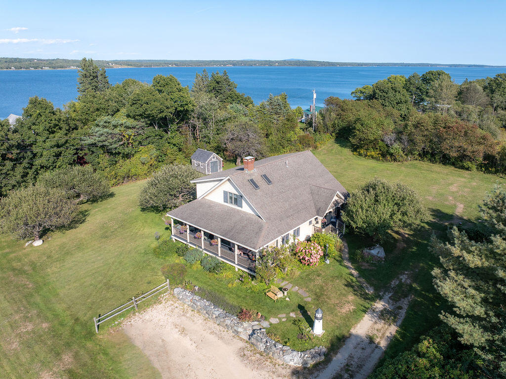 Old Ferry Rd, Deer Isle, ME 04627