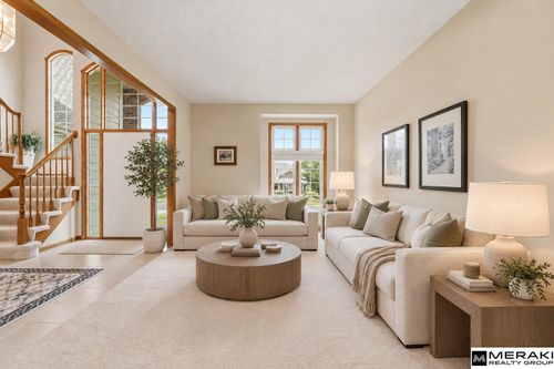 1303 Western Hills Dr, Papillion, NE, 68046-7038 | Card Image