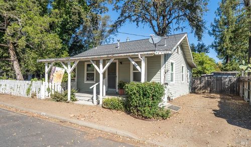 160 Cherry St, Ukiah, CA, 95482-5829 | Card Image
