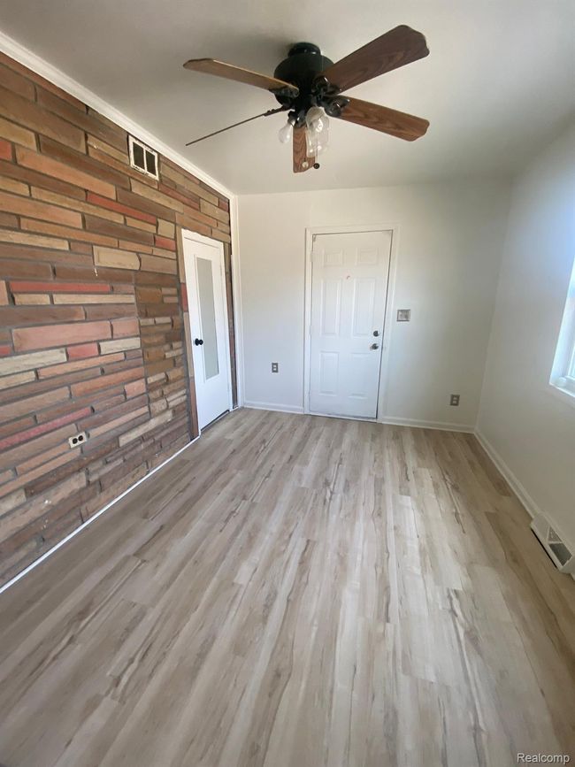 3512 Barry St, House other with 3 bedrooms, 1 bathrooms and null parking in Wayne MI | Image 6