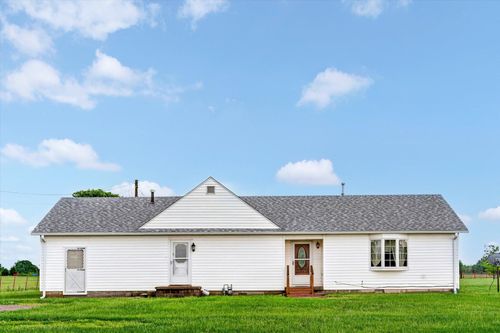 2750 E Highway 97, El Dorado Springs, MO, 64744-8135 | Card Image