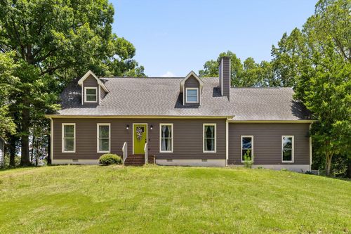 1062 Laura Dr, Dalton, GA, 30721-7915 | Card Image